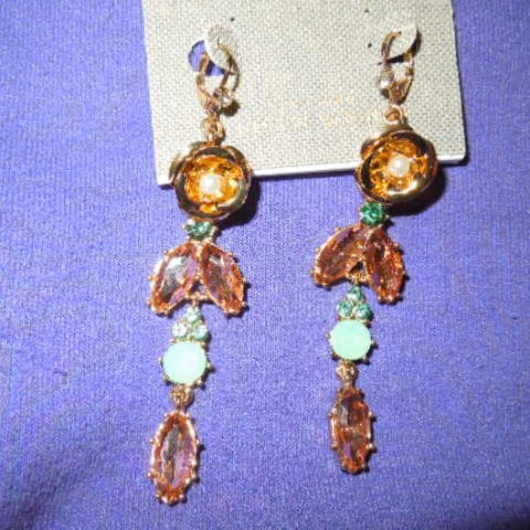 NWT Miriam Haskell Pearl & Gem Leverback Earrings - Picture 3 of 8